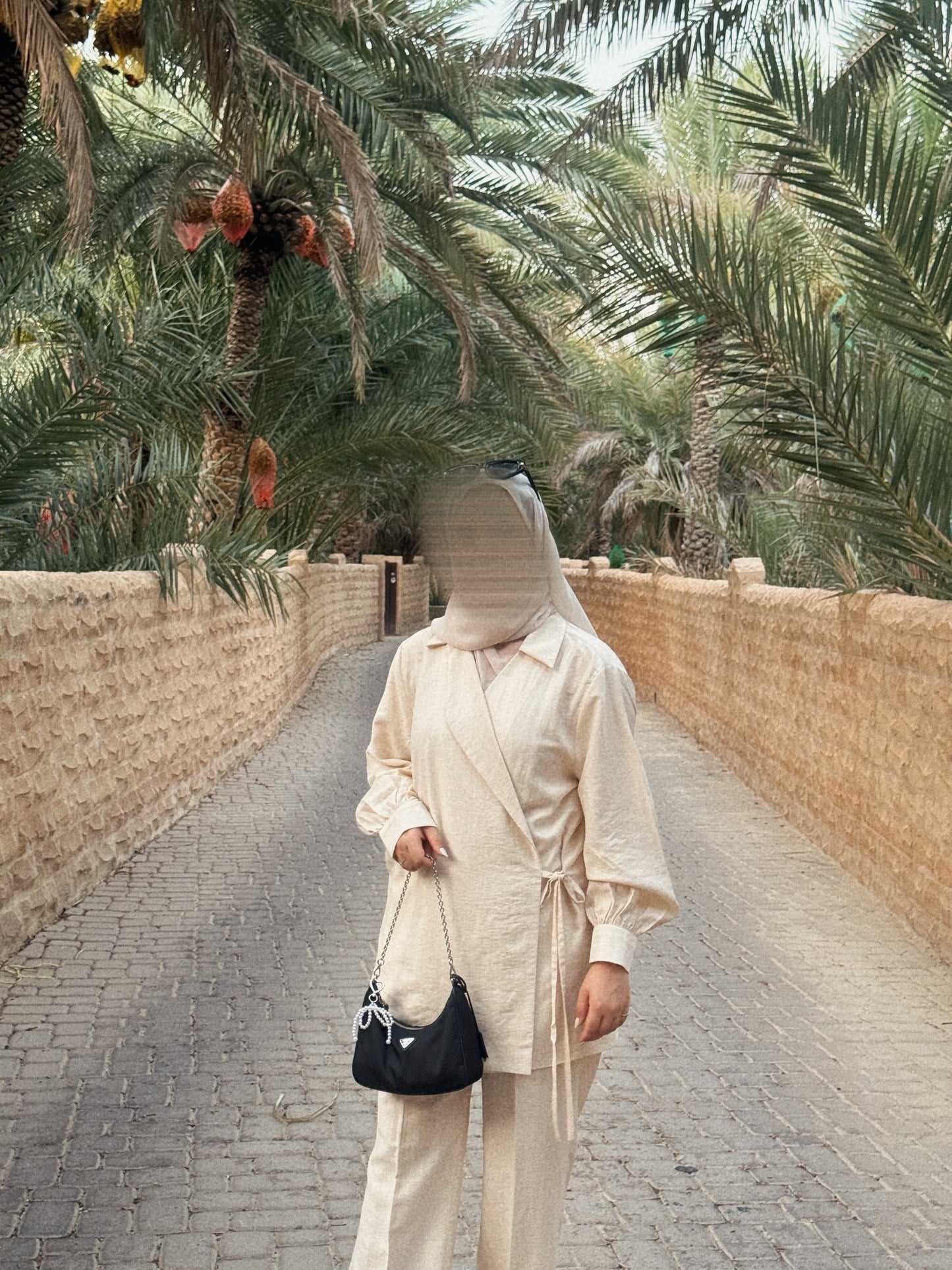 Alain Oasis• 02